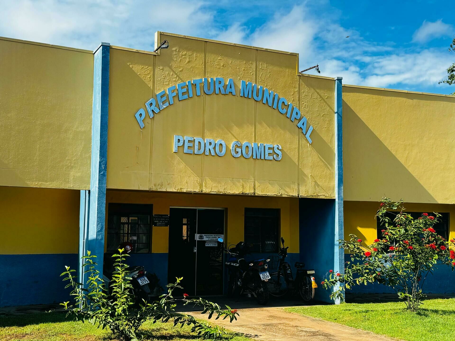 Imagem de compartilhamento para o artigo Pedro Gomes cria comitê para aplicar LGPD e proteger dados dos cidadãos da MS Todo dia